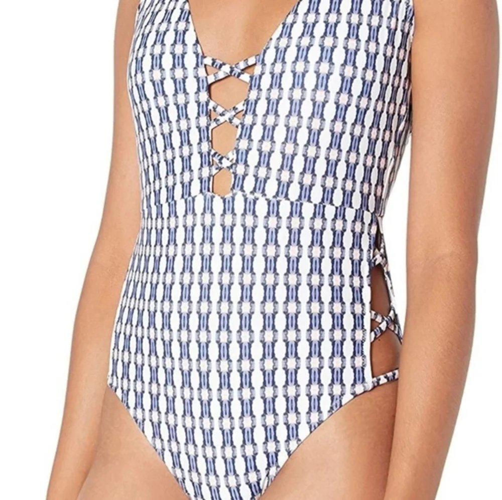 Jessica Simpson Venice Beach Plunge Swimsuit S NWOT‎
